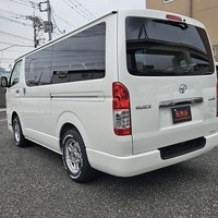 4667　令和6年式　ハイエース　スーパーGL　ダークプライムⅡ　2WD　2000cc　ガソリン車　5人乗り　登録済み未使用車　のサムネイル