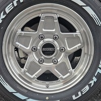 4667　令和6年式　ハイエース　スーパーGL　ダークプライムⅡ　2WD　2000cc　ガソリン車　5人乗り　登録済み未使用車　のサムネイル