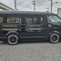 3498　ハイエース　ワゴン　GL　ベッドキットⅢ　2WD　2700cc　ガソリン車　8人乗り　8ナンバーキャンピングのサムネイル