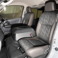4534　令和6年　キャラバン　GRANDプレミアムGX　4WD　2,400cc　(ディーゼル車)　5人乗車　20㎞のサムネイル