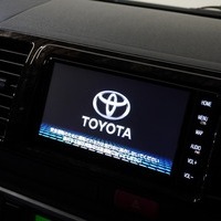 4626 令和1年式 ハイエース スーパーGL ダークプライムⅡ 2WD 2,000cc (ガソリン車) 5人乗車 2.1万kmのサムネイル