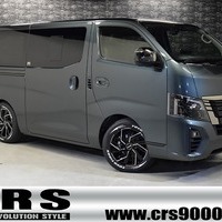 4600 キャラバン GRANDプレミアムGX 2WD 2,400cc (ディーゼル車) 5人乗車のサムネイル