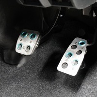 4632 平成28年式 ハイエース スーパーGLワイド ダークプライムⅡ 2WD 2700cc ガソリン車 5人乗り 3.8万kmのサムネイル
