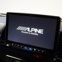 4576 令和4年式 ハイエース スーパーGLダークプライムⅡ 2WD 2800cc ディーゼル車 5人乗り 4.4万kmのサムネイル