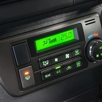 4741 令和6年式　ハイエース スーパーGL ダークプライムⅡ 2WD 2,800cc (ディーゼル車) 2/5人乗車　20kmのサムネイル