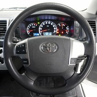 4658 令和1年式 ハイエース スーパーGL  2WD 2,000cc (ガソリン車) 5人乗車 4.7万kmのサムネイル