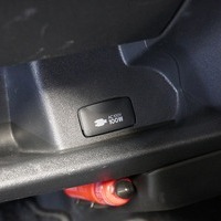 4658 令和1年式 ハイエース スーパーGL  2WD 2,000cc (ガソリン車) 5人乗車 4.7万kmのサムネイル