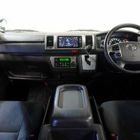 4658 令和1年式 ハイエース スーパーGL  2WD 2,000cc (ガソリン車) 5人乗車 4.7万kmのサムネイル