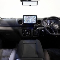 4600 キャラバン GRANDプレミアムGX 2WD 2,400cc (ディーゼル車) 5人乗車のサムネイル