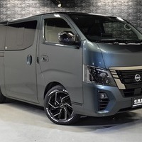 4600 キャラバン GRANDプレミアムGX 2WD 2,400cc (ディーゼル車) 5人乗車のサムネイル