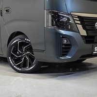 4600 キャラバン GRANDプレミアムGX 2WD 2,400cc (ディーゼル車) 5人乗車のサムネイル