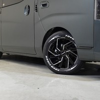 4600 キャラバン GRANDプレミアムGX 2WD 2,400cc (ディーゼル車) 5人乗車のサムネイル