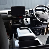 4686. 令和6年式 ハイエース  スーパーGL 2WD 2,800㏄ ディーゼル車 走行52km 検査R8/7のサムネイル