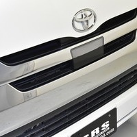 4658 令和1年式 ハイエース スーパーGL  2WD 2,000cc (ガソリン車) 5人乗車 4.7万kmのサムネイル