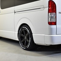 4630 令和1年式 ハイエース スーパーGL ダークプライムⅡ 2WD 2,000cc (ガソリン車) 5人乗車 6.4万kmのサムネイル