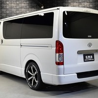 4576 令和4年式 ハイエース スーパーGLダークプライムⅡ 2WD 2800cc ディーゼル車 5人乗り 4.4万kmのサムネイル