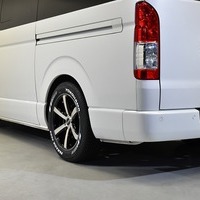 4576 令和4年式 ハイエース スーパーGLダークプライムⅡ 2WD 2800cc ディーゼル車 5人乗り 4.4万kmのサムネイル