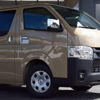 4719 令和6年式 ハイエース スーパーGL 2WD 2,800cc (ディーセル） 5人乗車　35kmのサムネイル