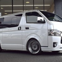 4699 令和3年式 ハイエース スーパーGL ダークプライムⅡ　2WD 2,800cc (ディーゼル車) 5人乗車 6.3万kmのサムネイル