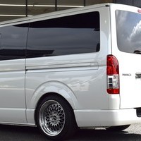 4699 令和3年式 ハイエース スーパーGL ダークプライムⅡ　2WD 2,800cc (ディーゼル車) 5人乗車 6.3万kmのサムネイル