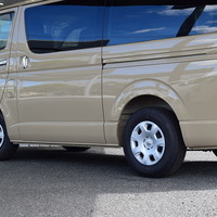 4719 令和6年式 ハイエース スーパーGL 2WD 2,800cc (ディーセル） 5人乗車　35kmのサムネイル