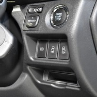4685 令和6年式 ハイエース スーパーGL 2WD 2,800cc (ディーゼル) 2/5人乗車 55km 【登録済み未使用車】のサムネイル