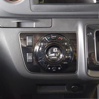 4557 キャラバン GRANDプレミアムGX 2WD 2,400cc (ディーゼル車) 5人乗車　のサムネイル