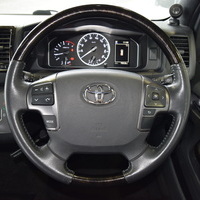 4699 令和3年式 ハイエース スーパーGL ダークプライムⅡ　2WD 2,800cc (ディーゼル車) 5人乗車 6.3万kmのサムネイル
