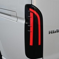 4752 令和2年式 ハイエース スーパーGL ダークプライムⅡ　4WD 2,800cc (ディーゼル) 2/5人乗車 3.6万kmのサムネイル