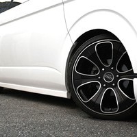 4766 平成30年式 【内装架装車】ハイエース ワゴンGL 2WD 2,700CC ガソリン車 10人乗り 4.1万㎞のサムネイル