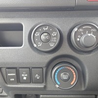 4716　ハイエース　DX　セドナ　タイプⅢ　4WD　2800cc　ディーゼル車　6人乗りのサムネイル