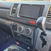 4787　平成17年式　ハイエース　スーパーGL　2WD　2000cc　ガソリン車　５人乗り　9.2万kmのサムネイル