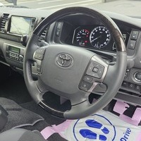 4762　令和6年式　ハイエース　スーパーGL　ダークプライムⅡ　2WD　2800cc　ディーゼル車　5人乗り　330km　のサムネイル