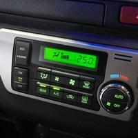 3875 令和3年式　ハイエースワゴンＧＬ　内装架装車　4WD　2,700cc(ガソリン車)　５人乗車　1,600km　　のサムネイル