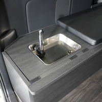 3238　令和3年式　ハイエース ワゴンGL  ベッドキット2 2WD 2,700cc (ガソリン車) 　7人乗車 2.5千kmのサムネイル