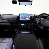 3528 大阪 ＬＥＧＡＲＥ&ＥＮＣＳコンセプトカー　令和5年式　ハイエース スーパーGL ダークプライムⅡ　2WD 2,800cc (ディーゼル) 2/5人乗車 0.5万kmのサムネイル