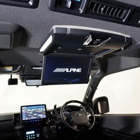 3528 大阪 ＬＥＧＡＲＥ&ＥＮＣＳコンセプトカー　令和5年式　ハイエース スーパーGL ダークプライムⅡ　2WD 2,800cc (ディーゼル) 2/5人乗車 0.5万kmのサムネイル