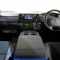 4786　令和1年式　レジアスエース　スーパーGL　ダークプライムⅡ　2WD　2,800cc(ディーゼル車)　5人乗車　3.5万kmのサムネイル