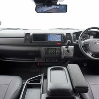 4684 令和3年式 ハイエース スーパーGL ダークプライム2　2WD 2,800cc (ディーゼル) 2/5人乗車 2.0万kmのサムネイル
