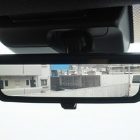 4877 令和2年式 ハイエース スーパーGL ダークプライムⅡ　2WD 2,800cc (ディーゼル) 2/5人乗車 6.0万kmのサムネイル