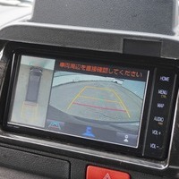 4877 令和2年式 ハイエース スーパーGL ダークプライムⅡ　2WD 2,800cc (ディーゼル) 2/5人乗車 6.0万kmのサムネイル
