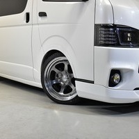 4660　令和2年式　ハイエース　S-GL 　ダークプライムⅡ　グレード　2WD　2,800cc(ディーゼル車)　 5人乗車　3.3万kmのサムネイル