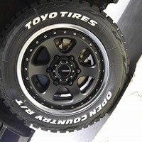 4794.令和4年式 ハイエース スーパーGL ダークプライムⅡ4WD ディーゼル車 走行2.2万キロ 車検1年付きのサムネイル