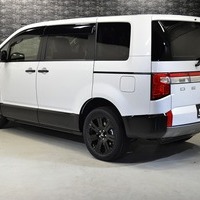 4712 令和6年式 三菱 デリカD:5 CHAMONIX電動ｻｲﾄﾞｽﾃｯﾌﾟ装着車 4WD 2,200cc (ディーゼル車)  7人乗りのサムネイル