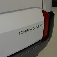 4712 令和6年式 三菱 デリカD:5 CHAMONIX電動ｻｲﾄﾞｽﾃｯﾌﾟ装着車 4WD 2,200cc (ディーゼル車)  7人乗りのサムネイル