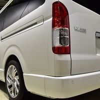 4742.令和3年式 ハイエース  ワゴンGL 2WD 2,700㏄ ガソリン車 10人乗り 走行10,633km 検査令和8年1月のサムネイル