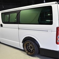 4789.平成31年式 ハイエース ロングボディDX 2WD 2,000㏄ ガソリン車 走行28,411㎞ 車検1年付き 検査1年付きのサムネイル