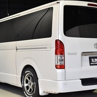 4842.平成27年式 ハイエース スーパーGL ダークプライム 2WD 3,000cc ディーゼル車 走行13万キロ 検査1年付きのサムネイル