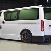4789.平成31年式 ハイエース ロングボディDX 2WD 2,000㏄ ガソリン車 走行28,411㎞ 車検1年付き 検査1年付きのサムネイル