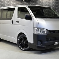 4750　令和4年式　ハイエースバン　DX　2WD　2,000cc(ガソリン車)　3人/6人乗車　2.0万kmのサムネイル